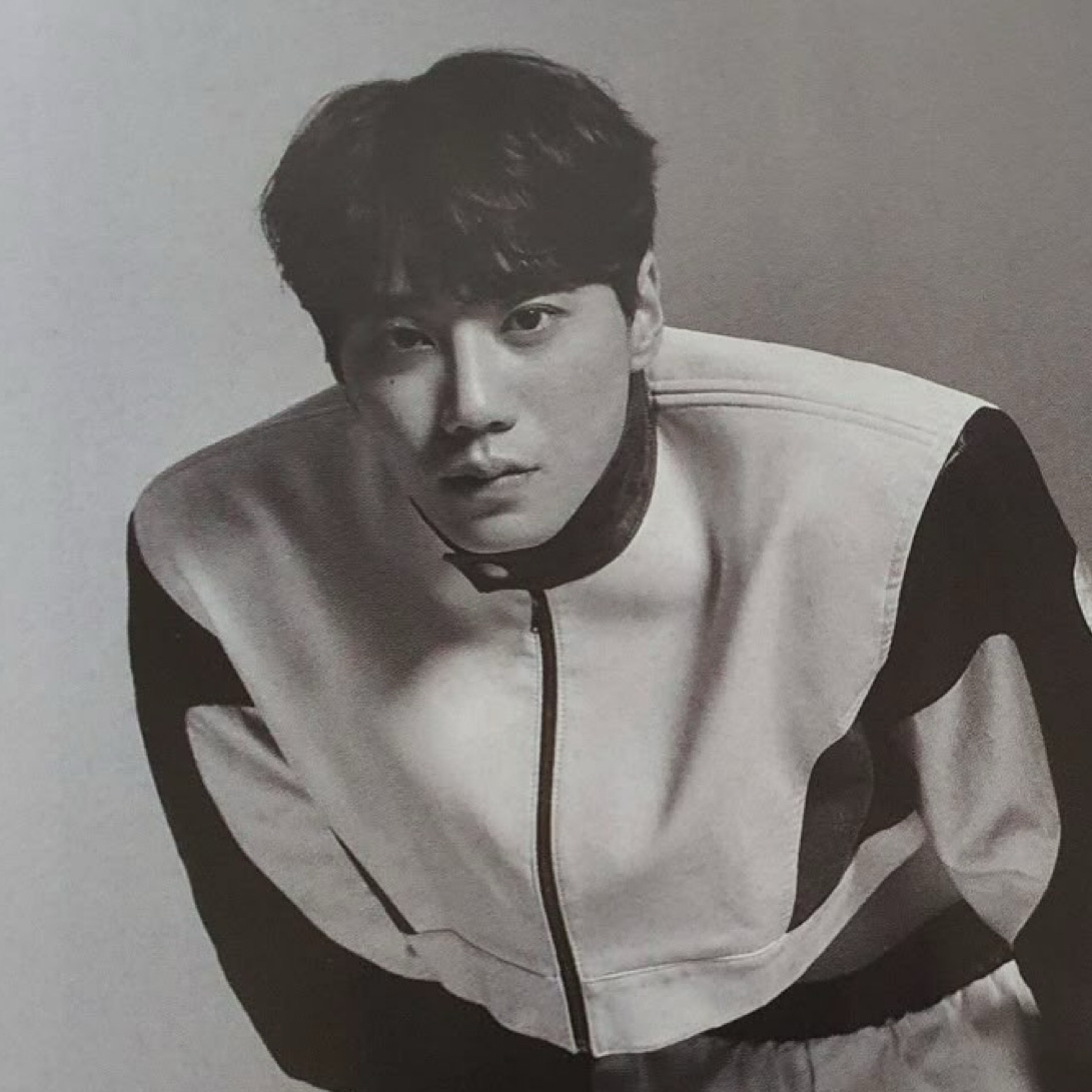 Recent activity shot of Lee Junyoung