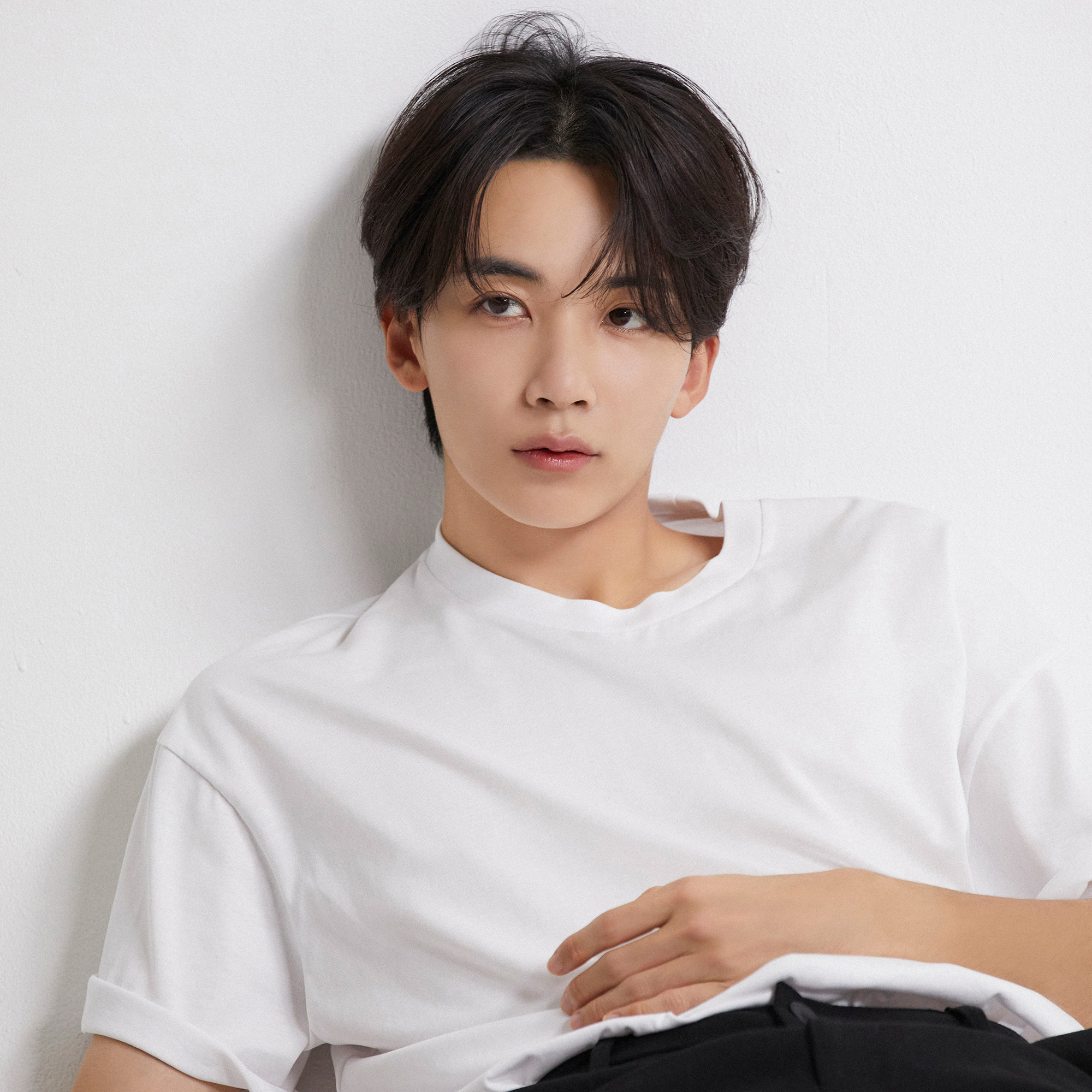 Latest photo of Jeonghan (SEVENTEEN)