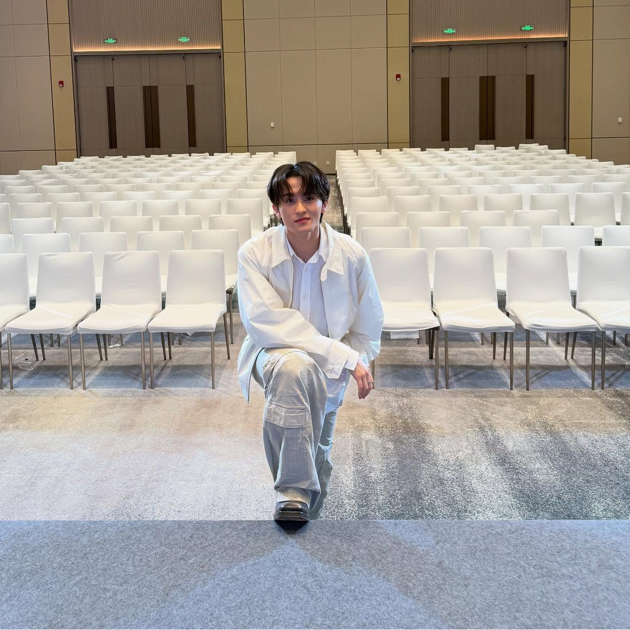 A moment captured by Mark (NCT 127, NCT DREAM)'s fan