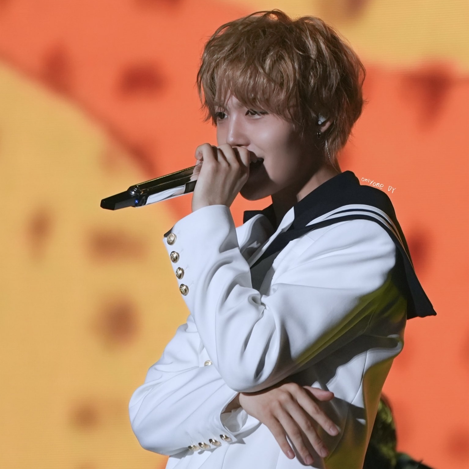 Must-see popular post of 도영 (TREASURE), your favorite