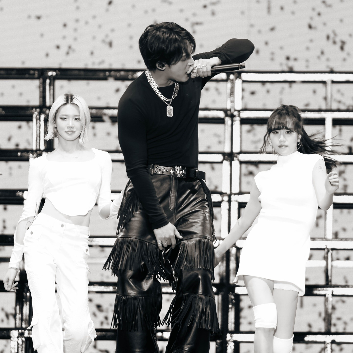 A moment captured by Mingyu (SEVENTEEN)'s fan