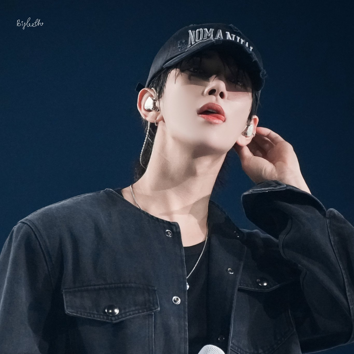 Latest photo of Joshua (SEVENTEEN)