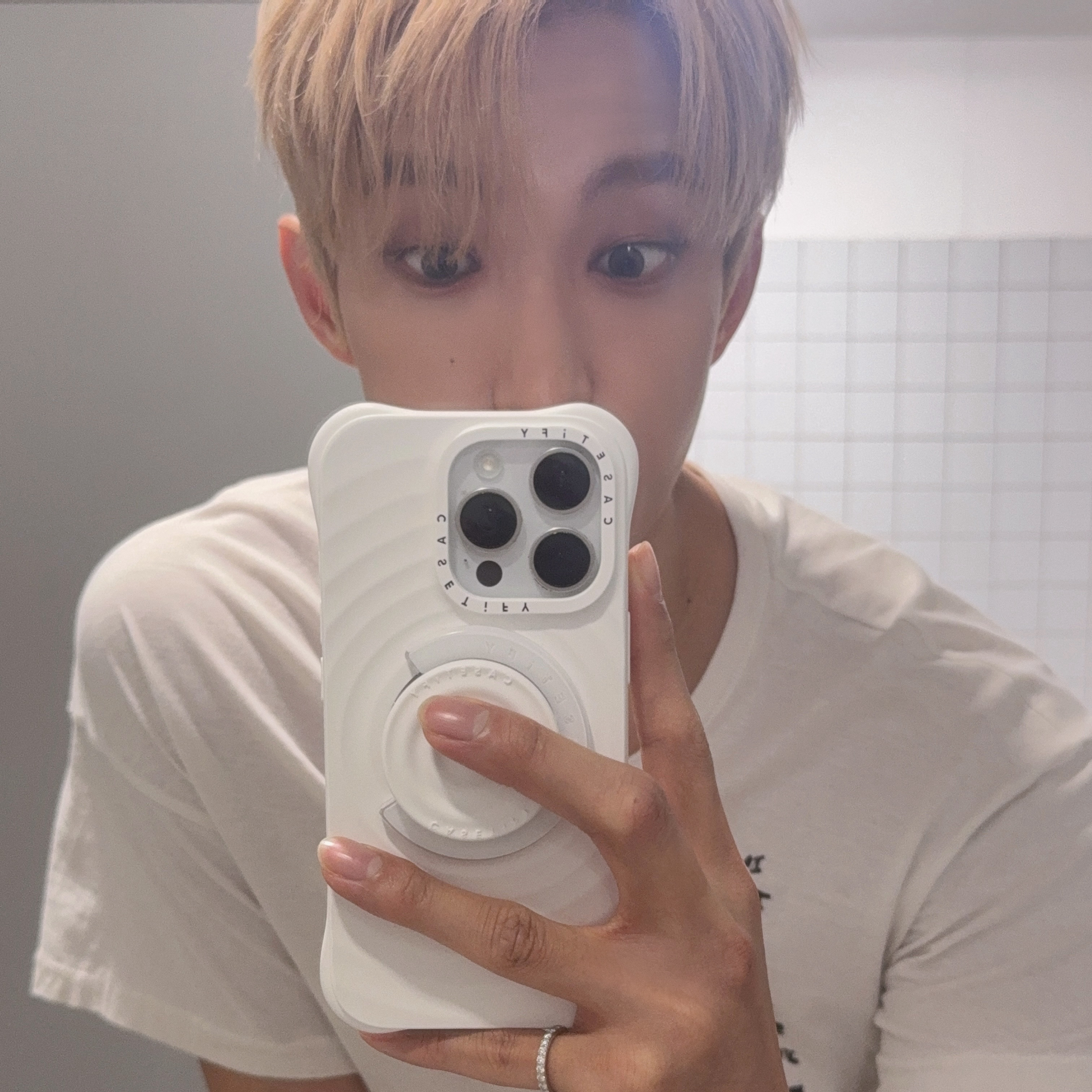 Latest photo of DK (SEVENTEEN)