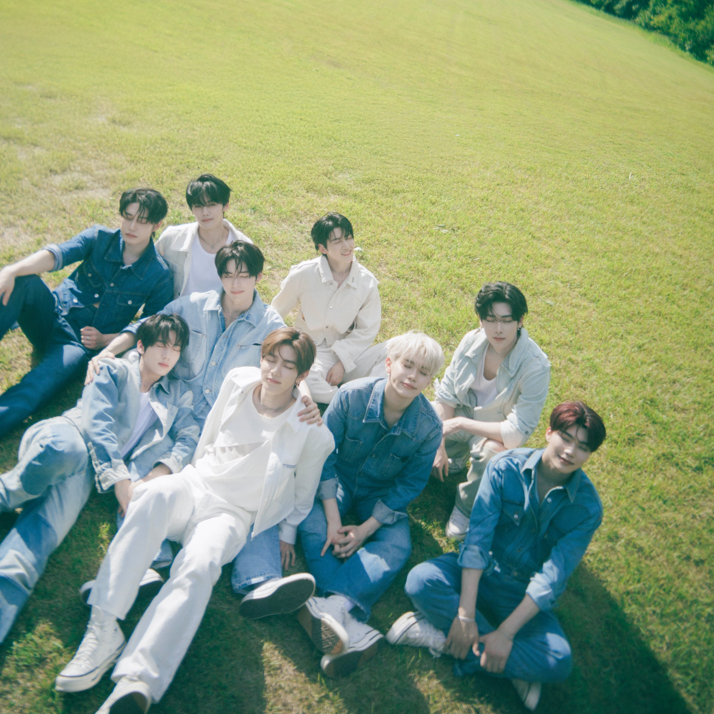 Behind-the-scenes cut of ZEROBASEONE