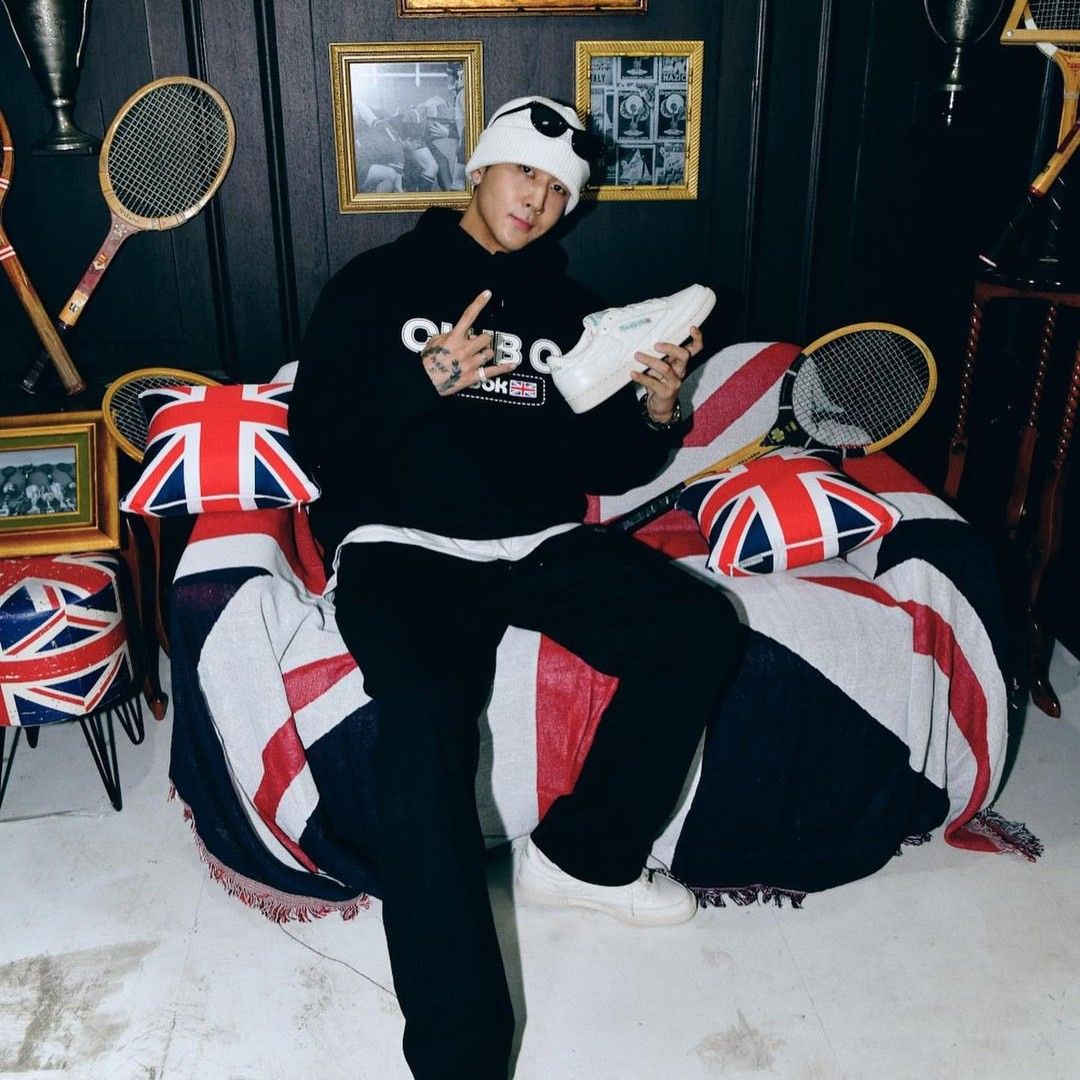 A moment captured by Ravi's fan