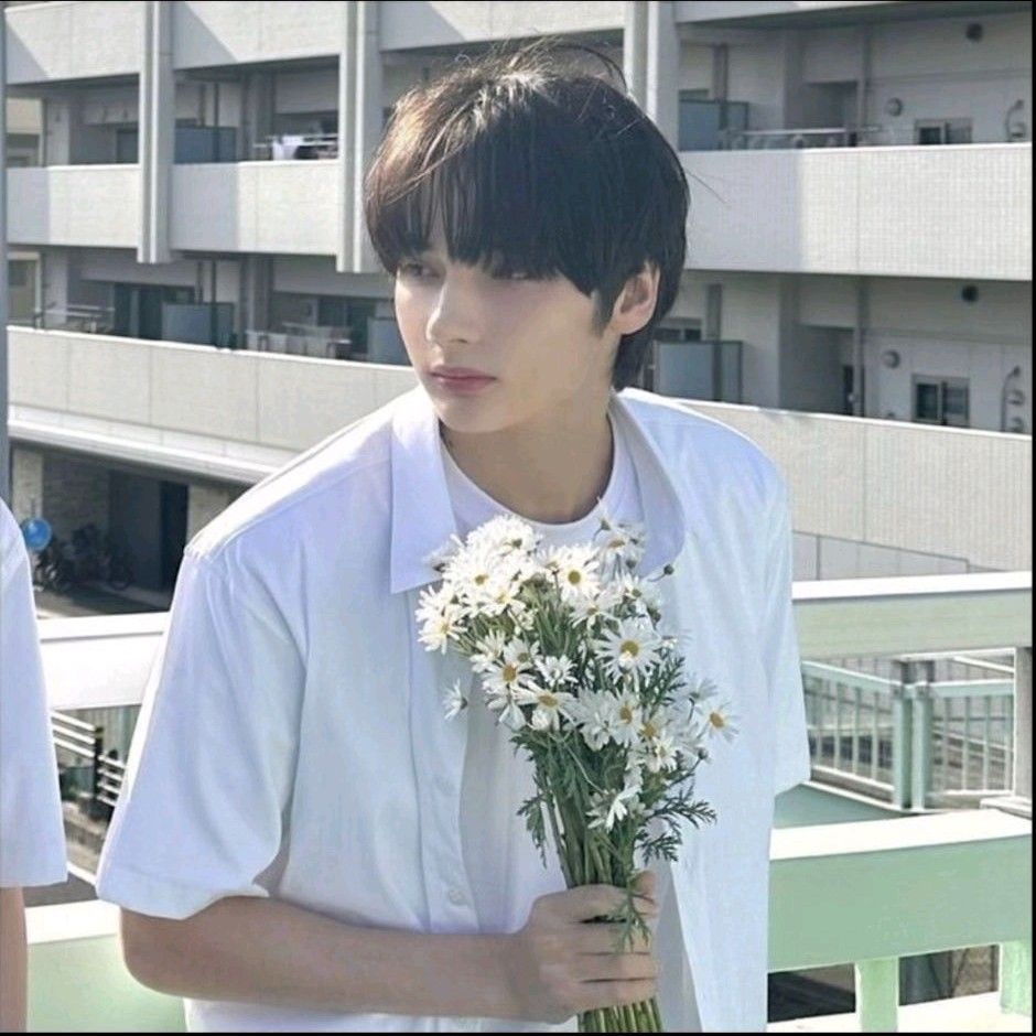 A moment captured by TOMORROW X TOGETHER's fan
