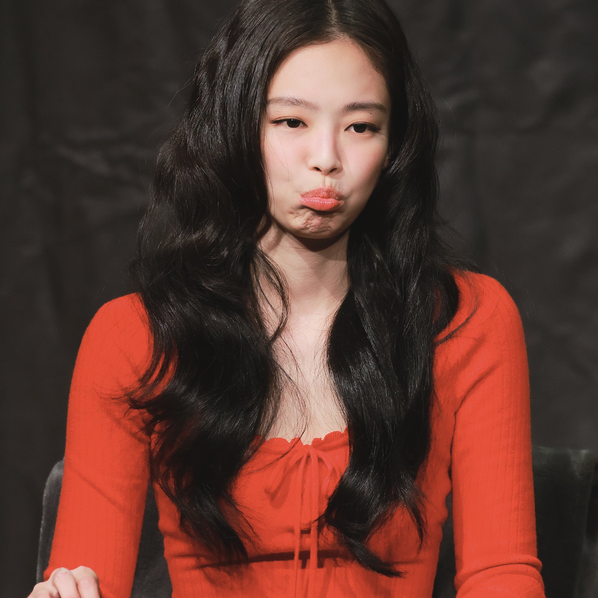 Recent activity shot of Jennie (BLACKPINK)