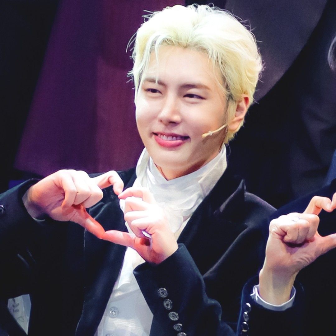 Latest photo of Jaeyoon (SF9)
