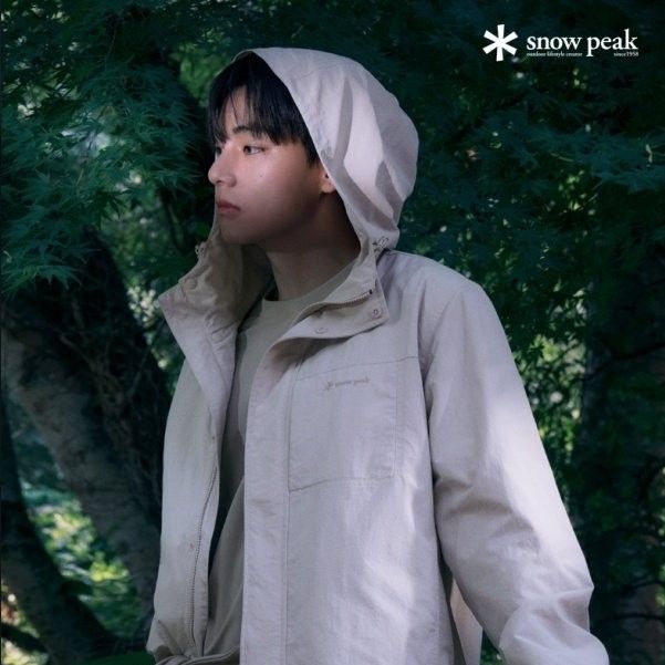 뷔 (방탄소년단)의 최신 사진