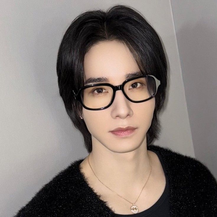 Recent activity shot of Sato Keigo (JO1)