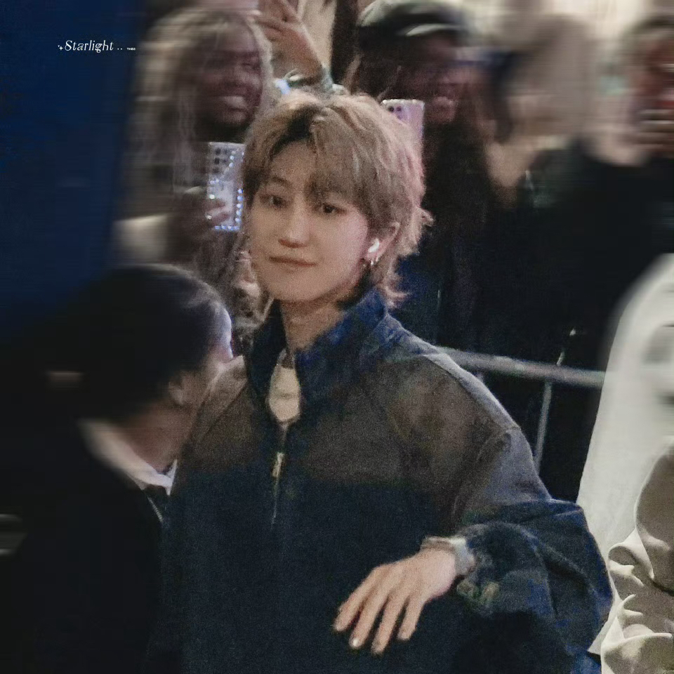 The 8 (SEVENTEEN)粉丝拍下的瞬间