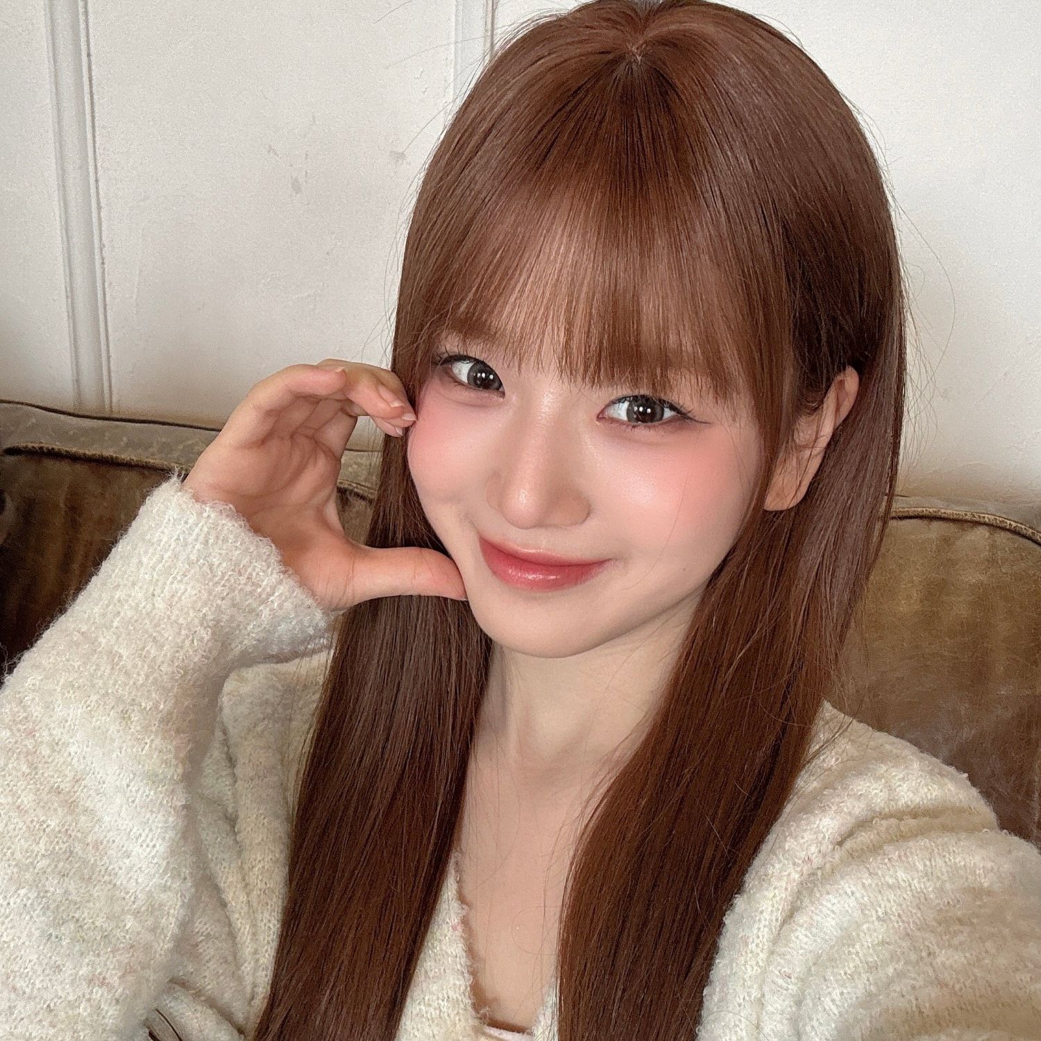 Behind-the-scenes cut of Suhye (MADEIN)