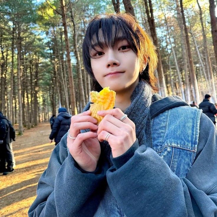 Latest photo of Sungho (BOYNEXTDOOR)