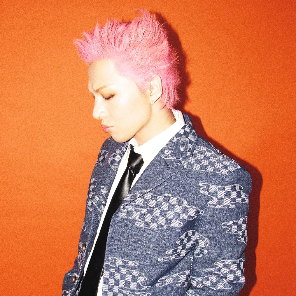 Latest photo of Taeyang (BIGBANG)