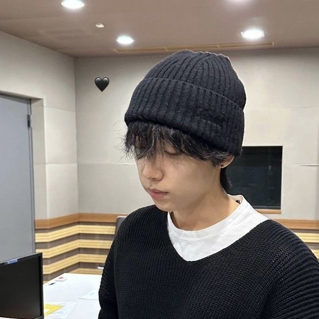 Recent activity shot of Jeong Sewoon
