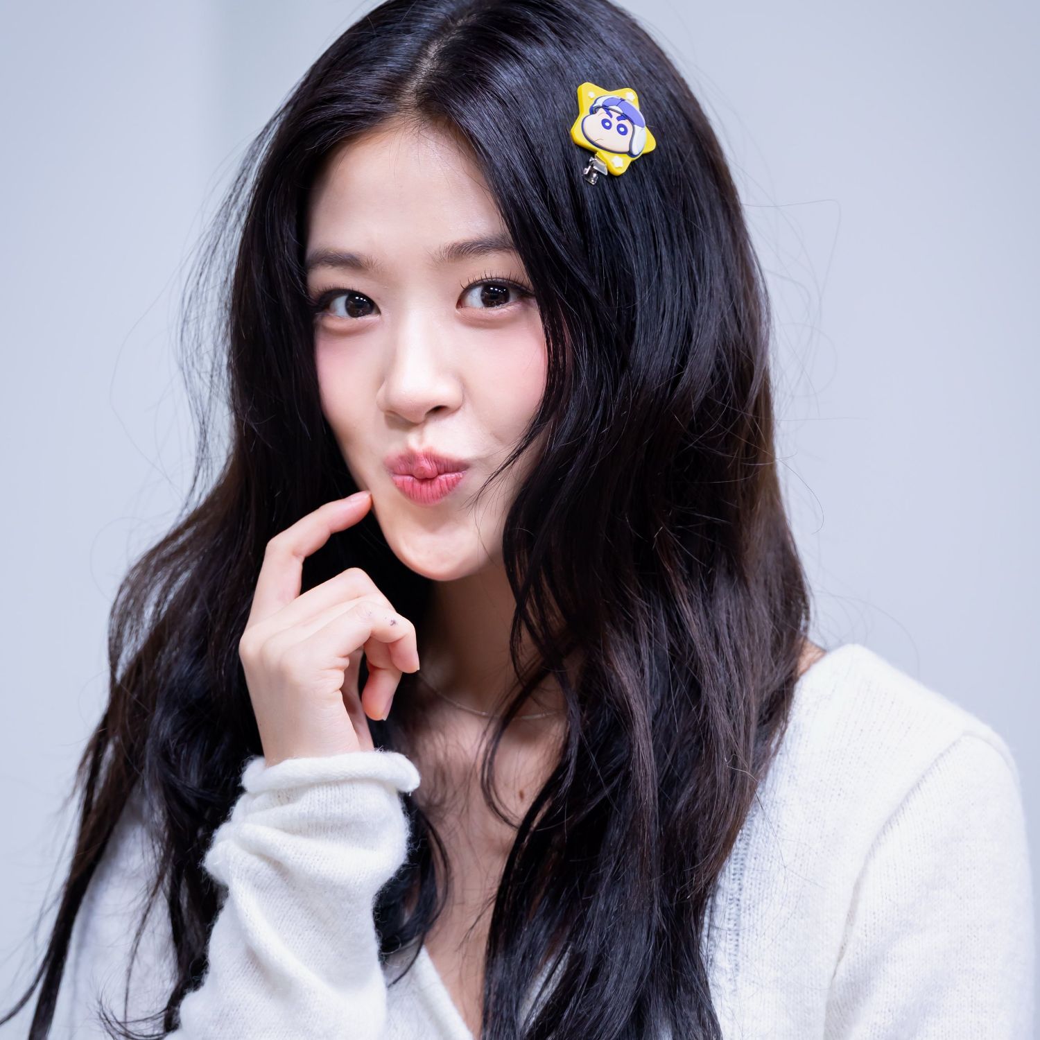 Latest photo of An Yujin (IVE)