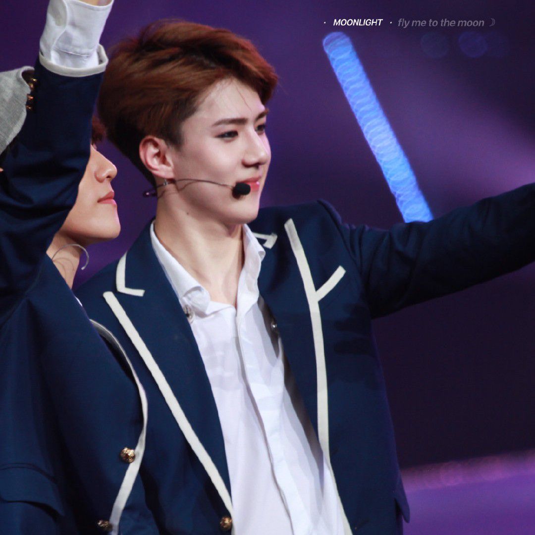 세훈 (EXO) 최근 활동샷