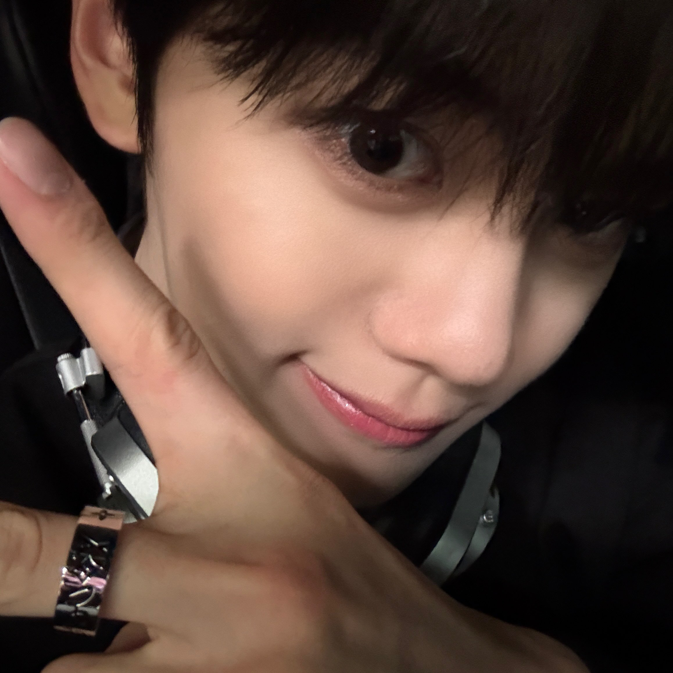 Behind-the-scenes cut of Kim Gyuvin (ZEROBASEONE)