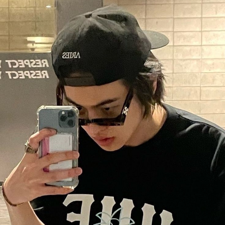 Behind-the-scenes cut of Lee Leo (ALPHA DRIVE ONE)