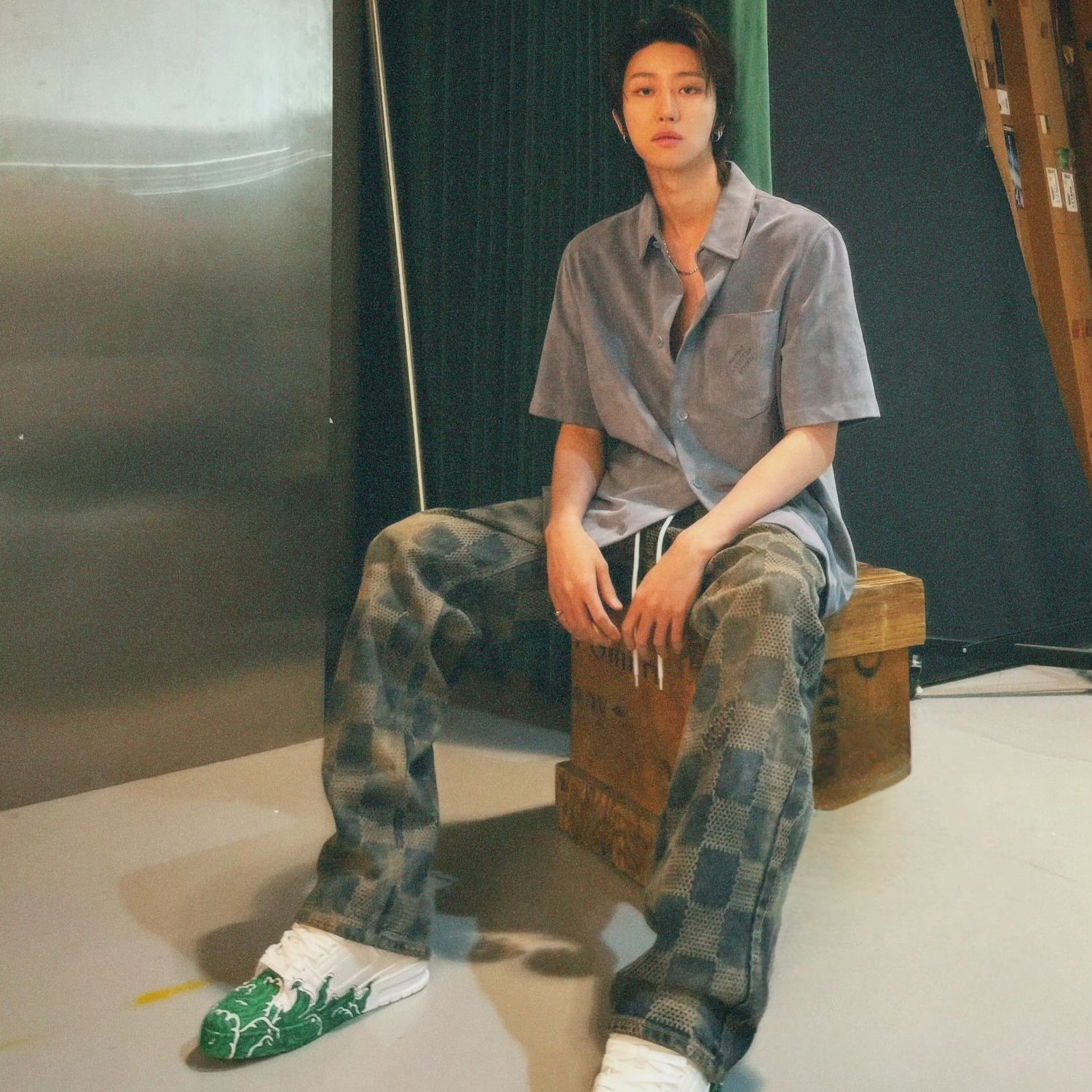 Behind-the-scenes cut of The 8 (SEVENTEEN)