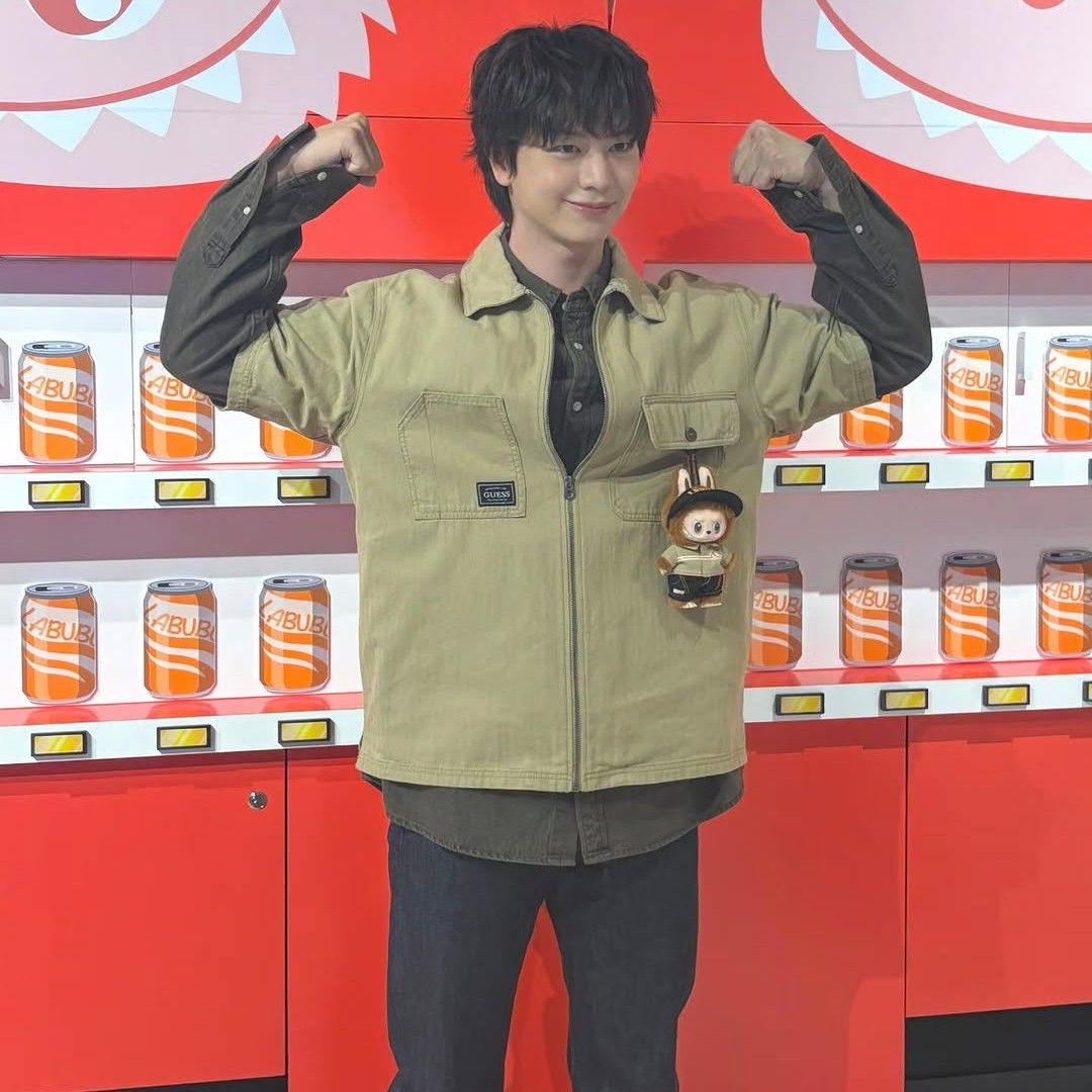 Behind-the-scenes cut of Yook Sungjae (BTOB)