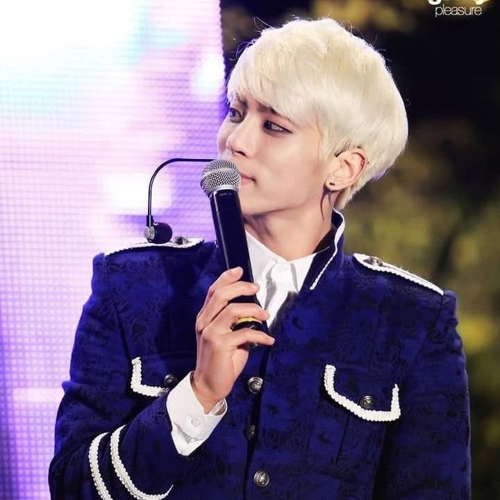 Latest photo of Jonghyun (SHINee)
