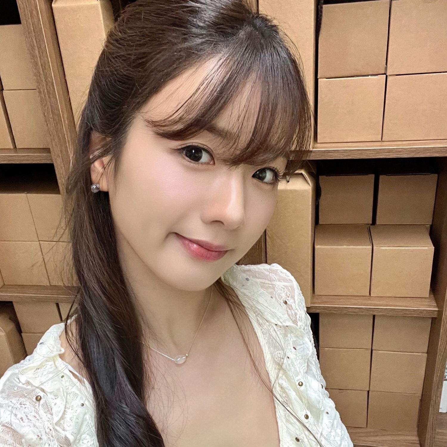 Behind-the-scenes cut of Yoon Bomi (Apink)