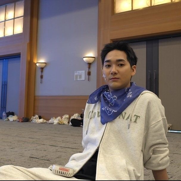 Latest photo of Aron