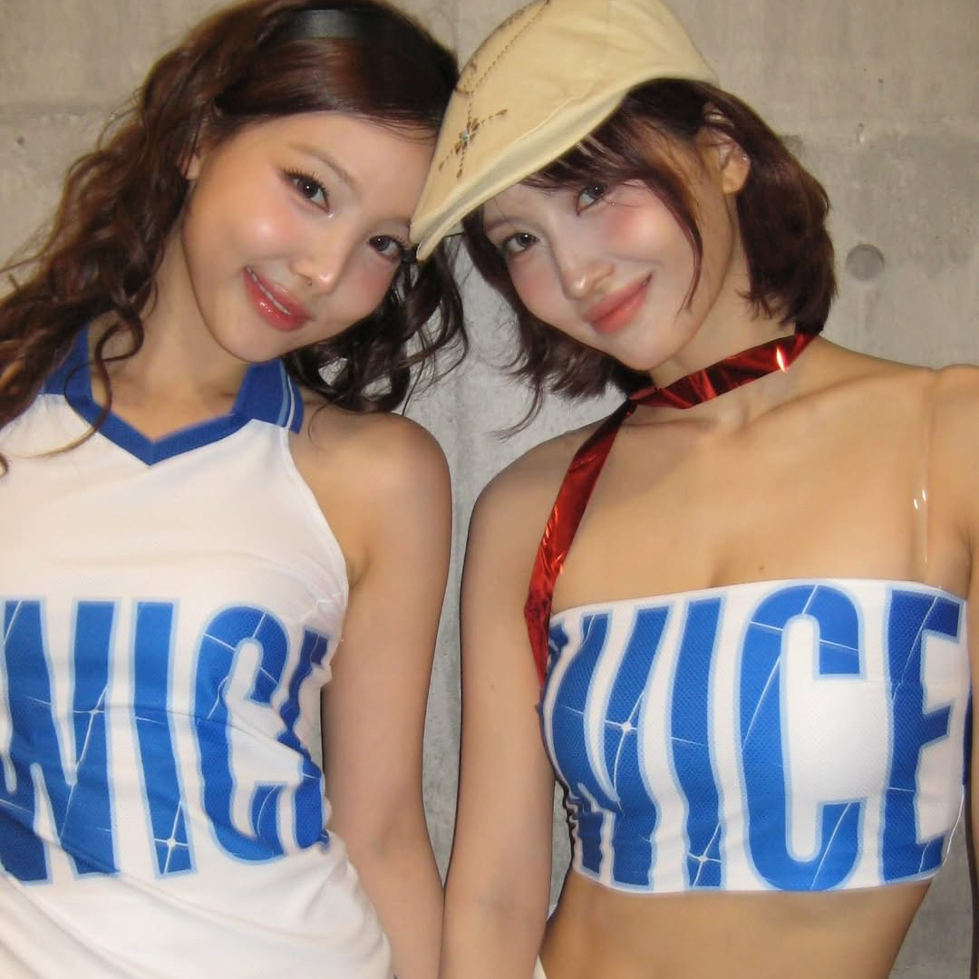 Momen yang diabadikan oleh penggemar TWICE