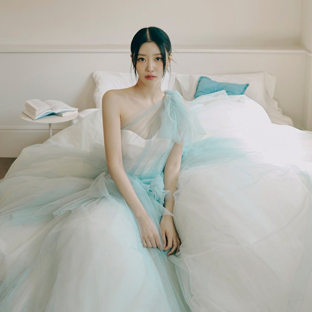 Latest photo of Lee Miju (Lovelyz)