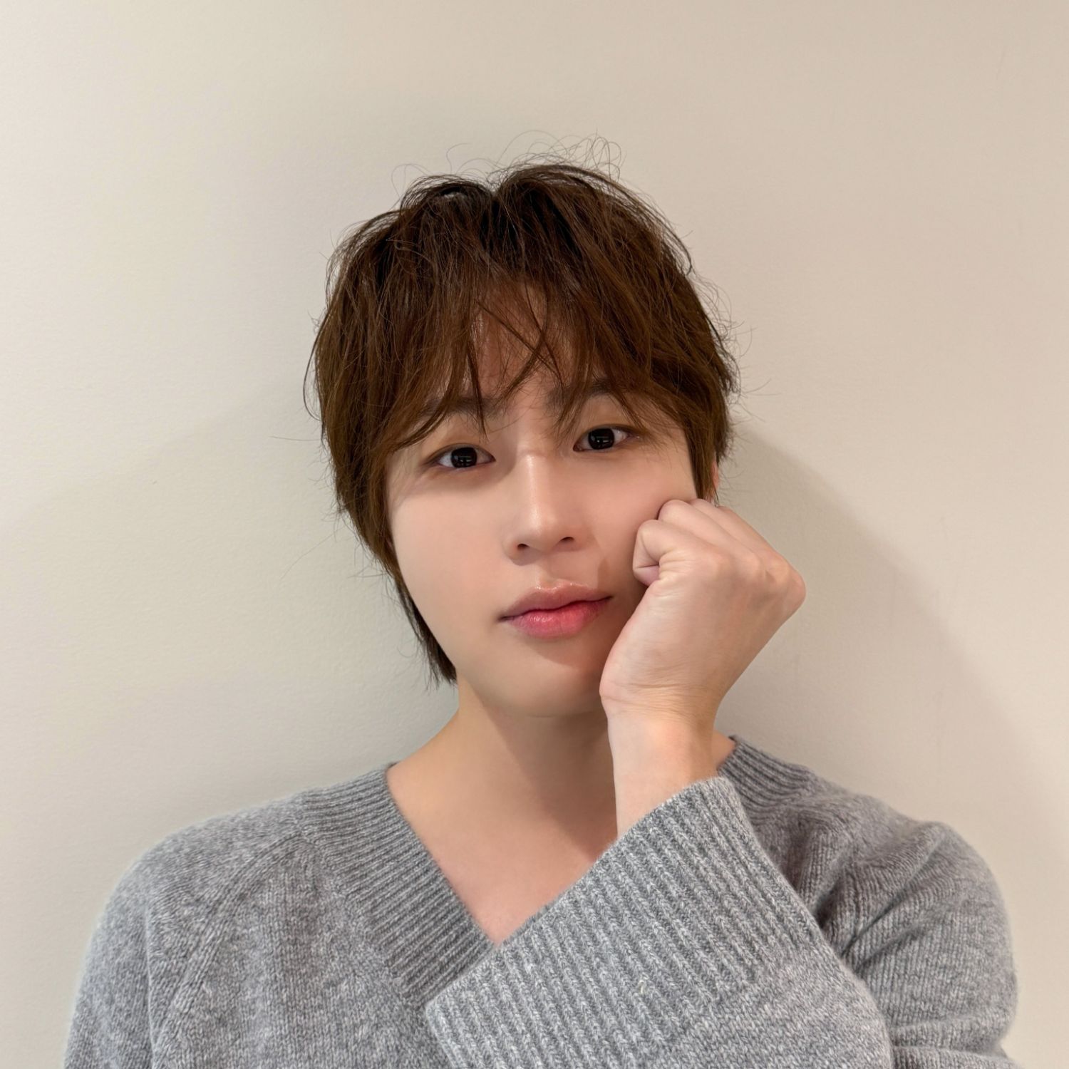 Behind-the-scenes cut of Ha Sungwoon