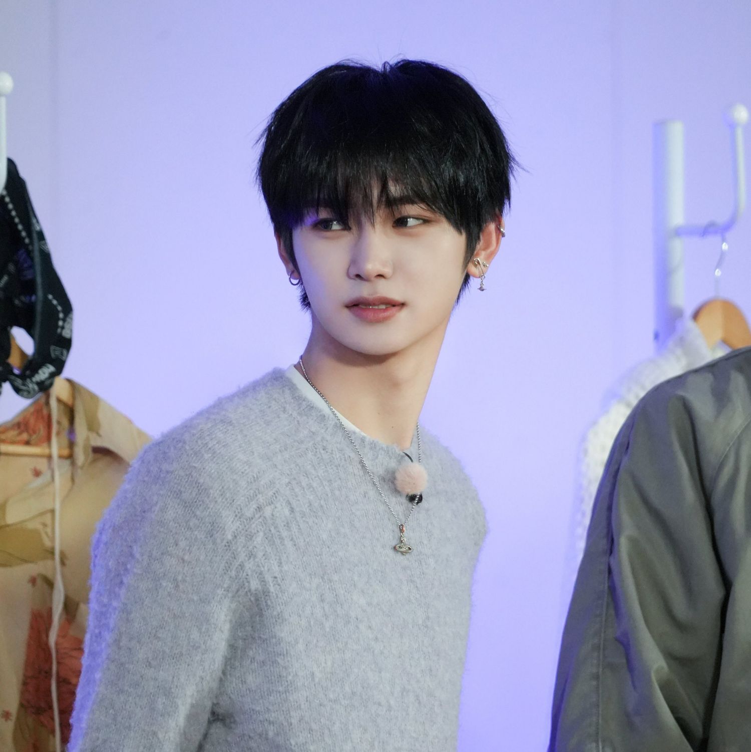 A moment captured by Zhou Anxin (ALPHA DRIVE ONE)'s fan