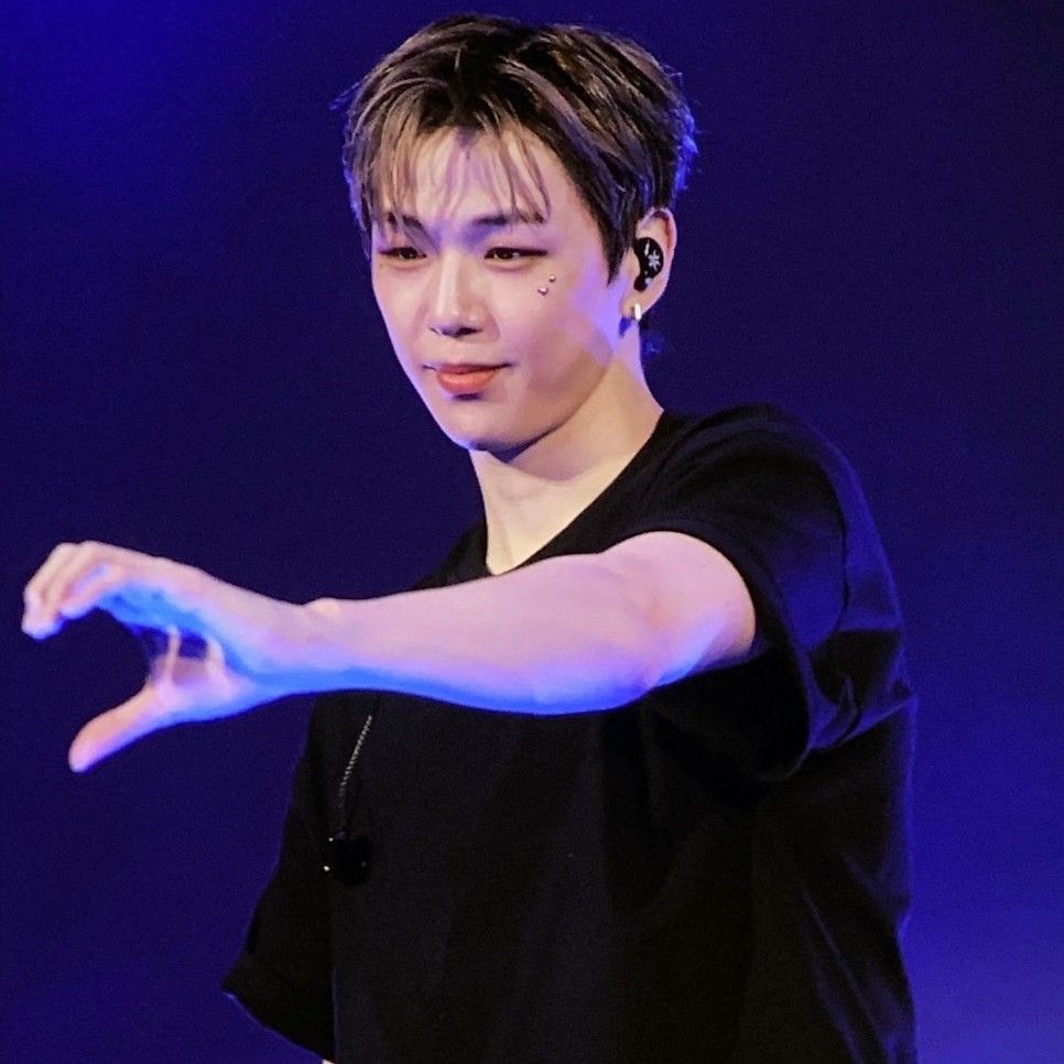 Latest photo of Kang Daniel