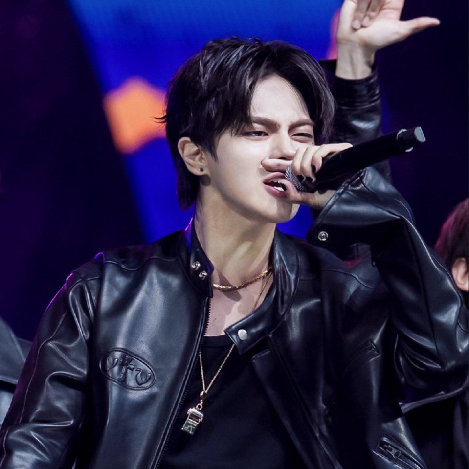 Recent activity shot of Lee Leo