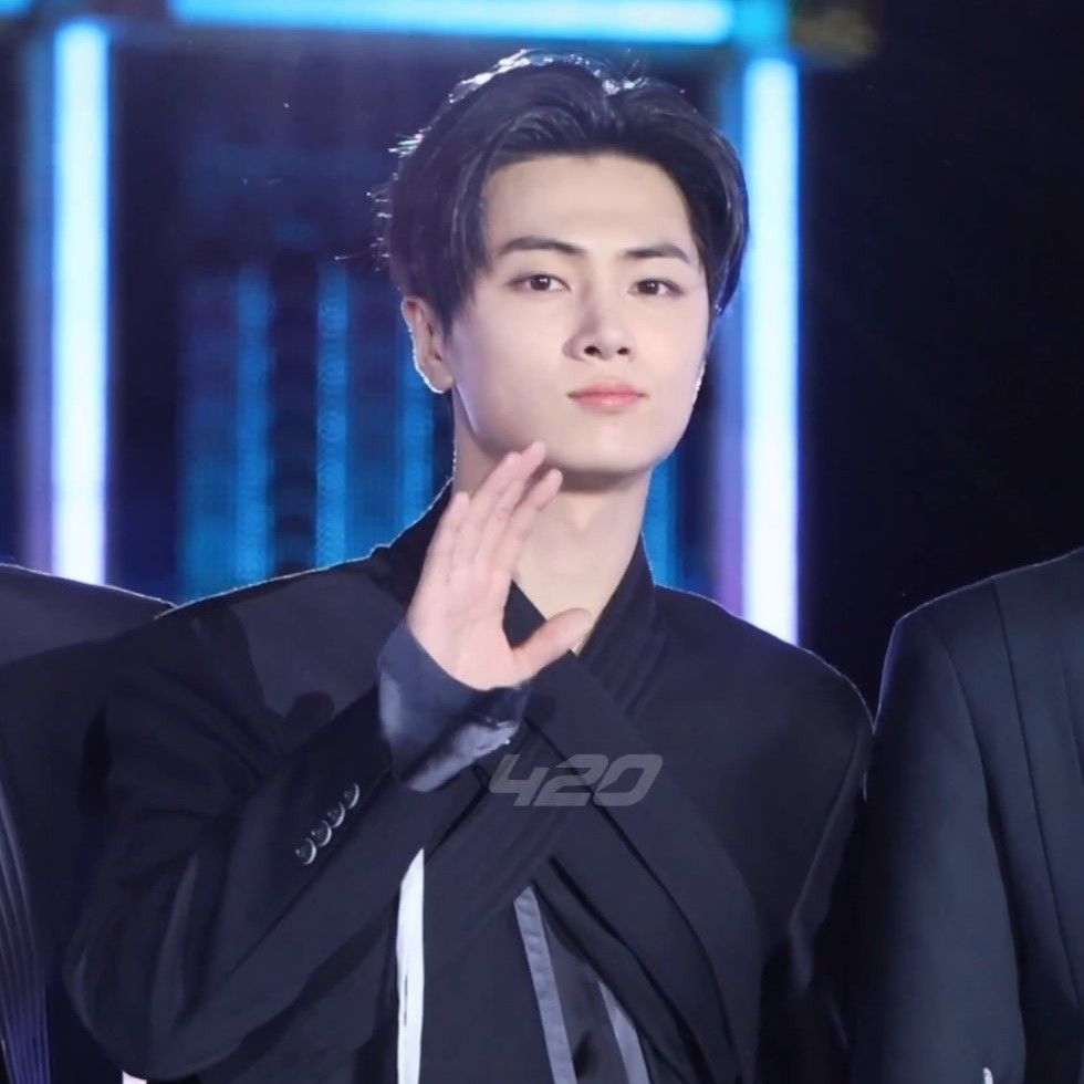 Jay (ENHYPEN)粉丝拍下的瞬间