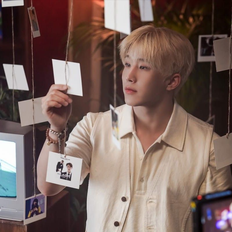 A moment captured by Jinjin (ASTRO)'s fan