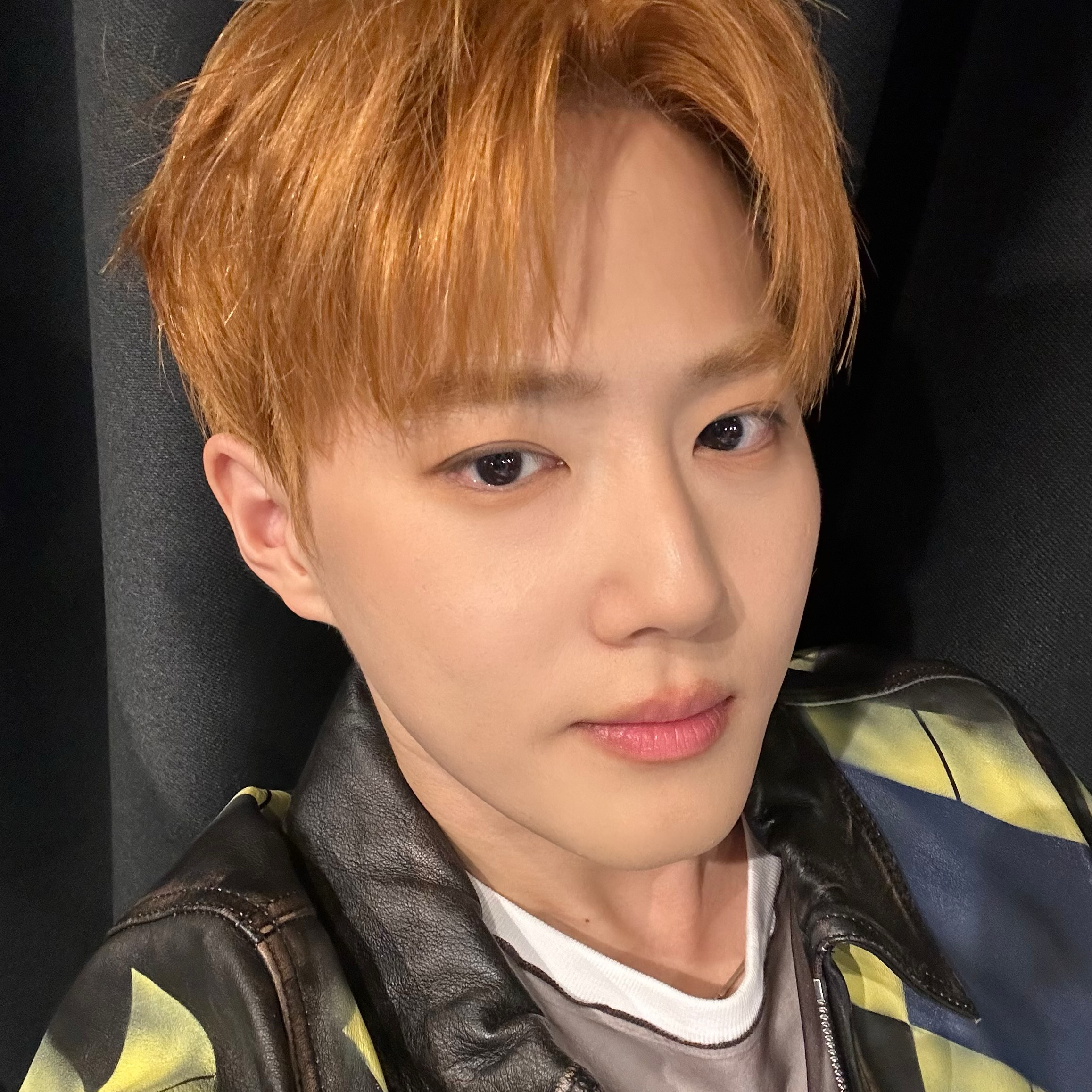 Behind-the-scenes cut of Suho (EXO)