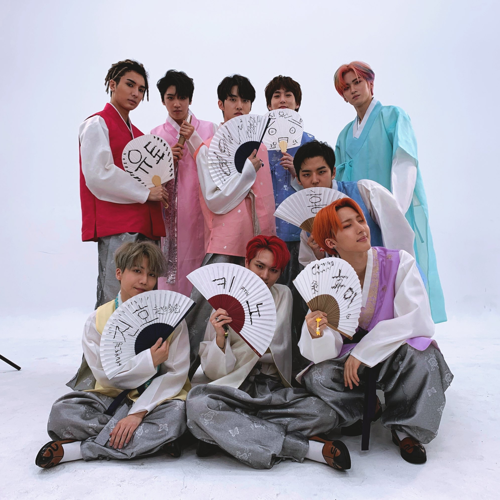 Behind-the-scenes cut of PENTAGON