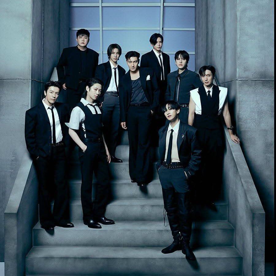 Latest photo of Super Junior