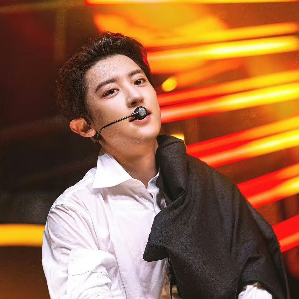 燦烈 (EXO)的幕後花絮