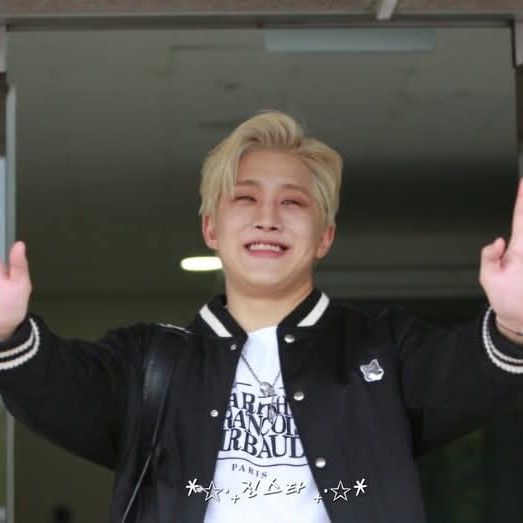 Latest photo of Jinjin (ASTRO)