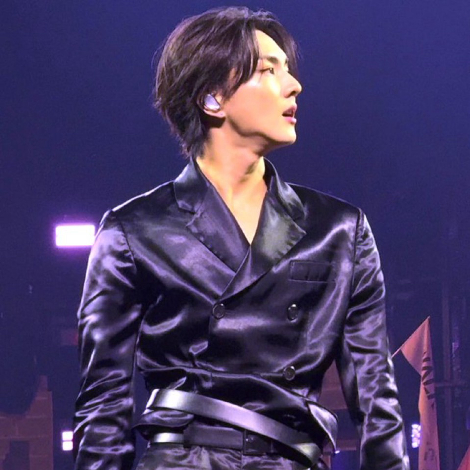 Latest photo of Jungwon (ENHYPEN)