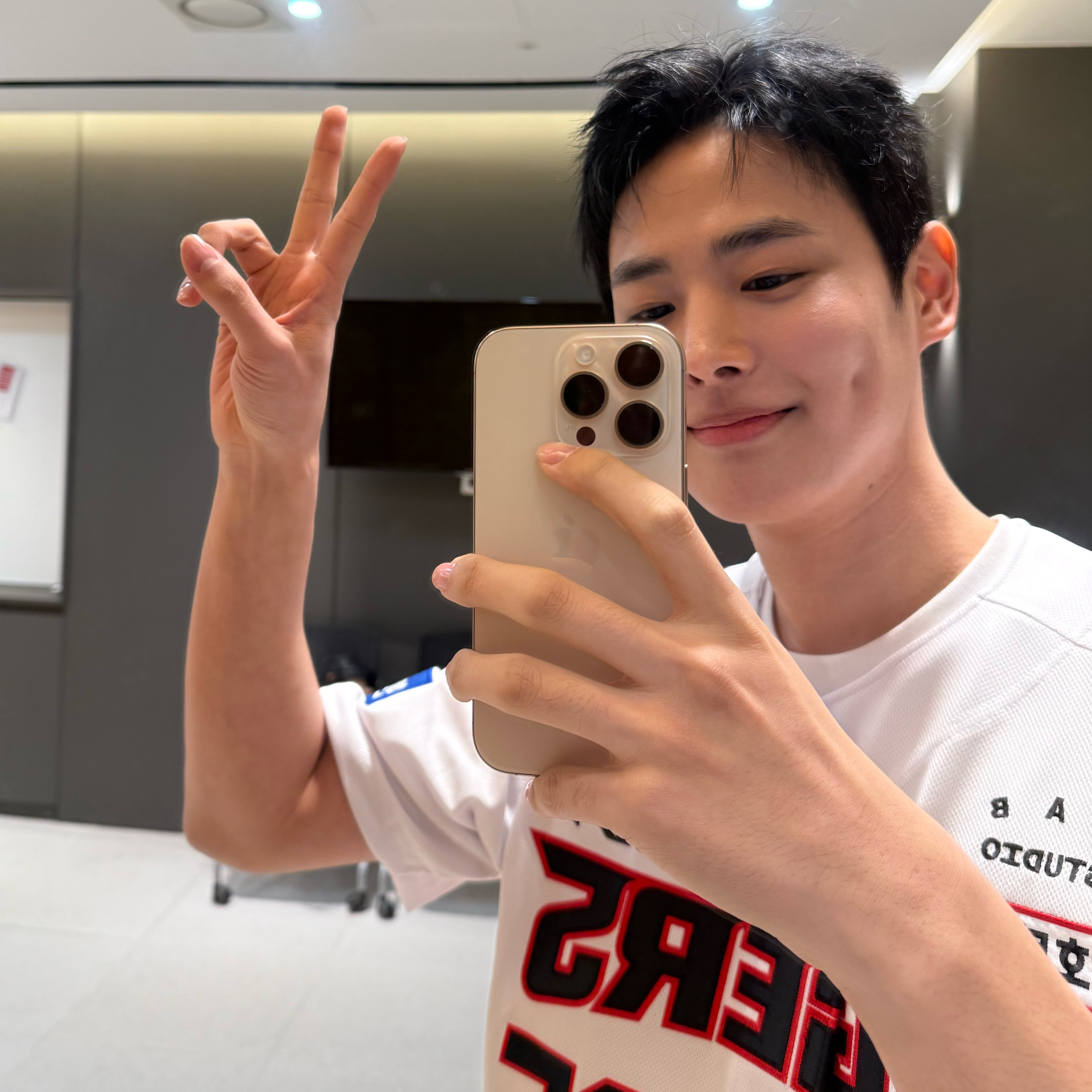 Latest photo of Choi Byungchan