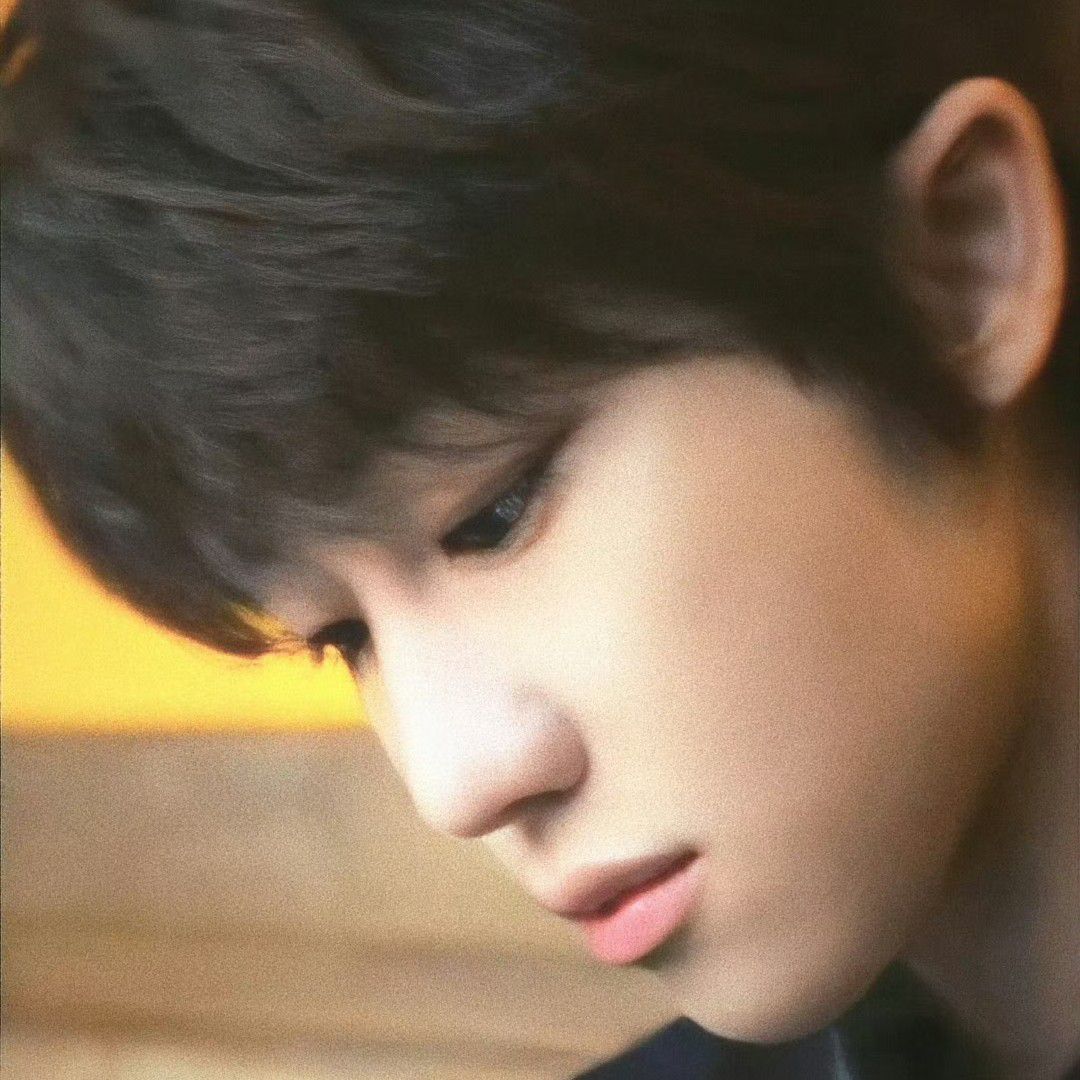 Behind-the-scenes cut of The 8 (SEVENTEEN)