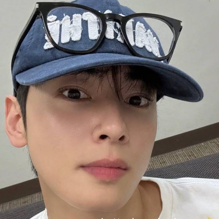 A moment captured by Eunwoo (ASTRO)'s fan