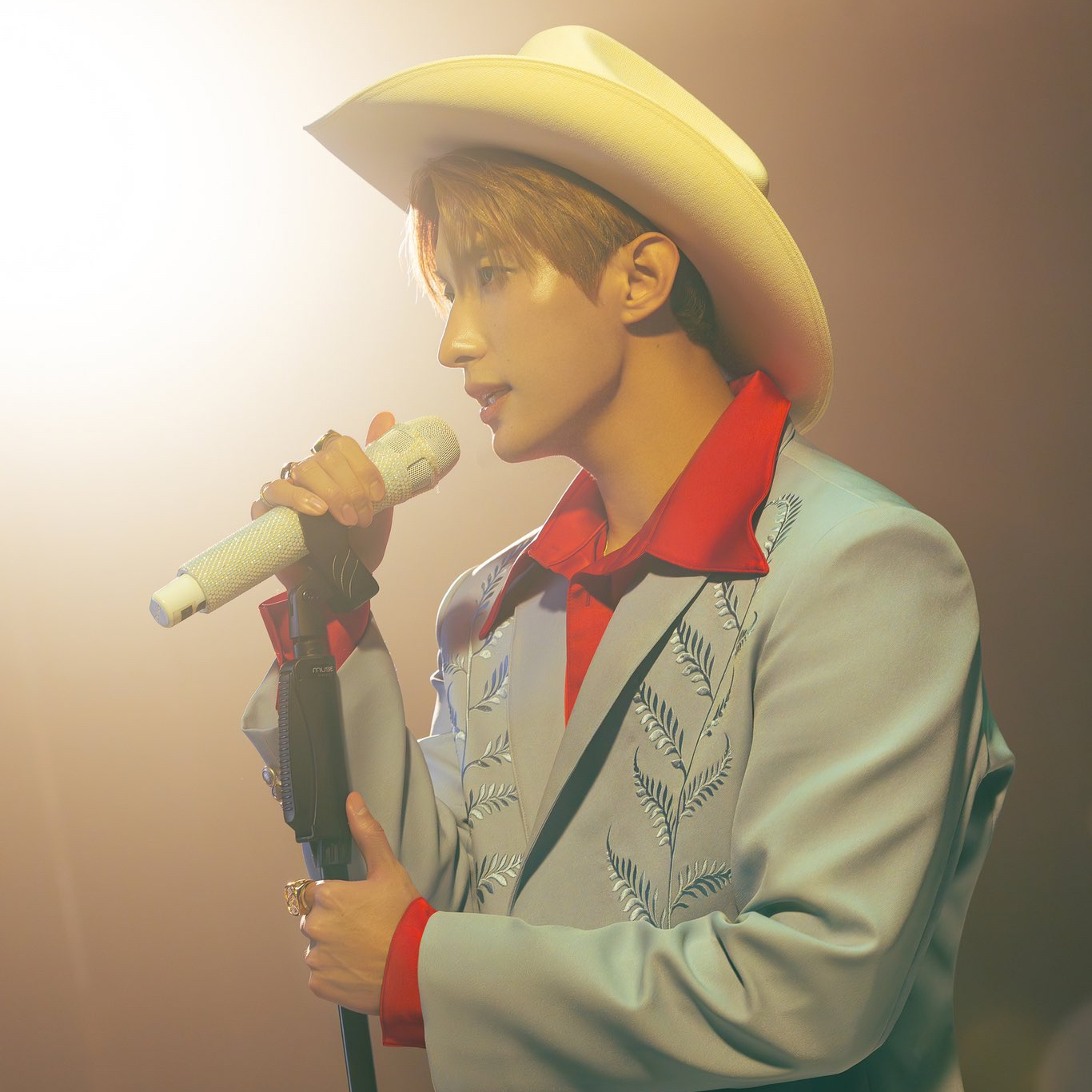 Latest photo of DK (SEVENTEEN)