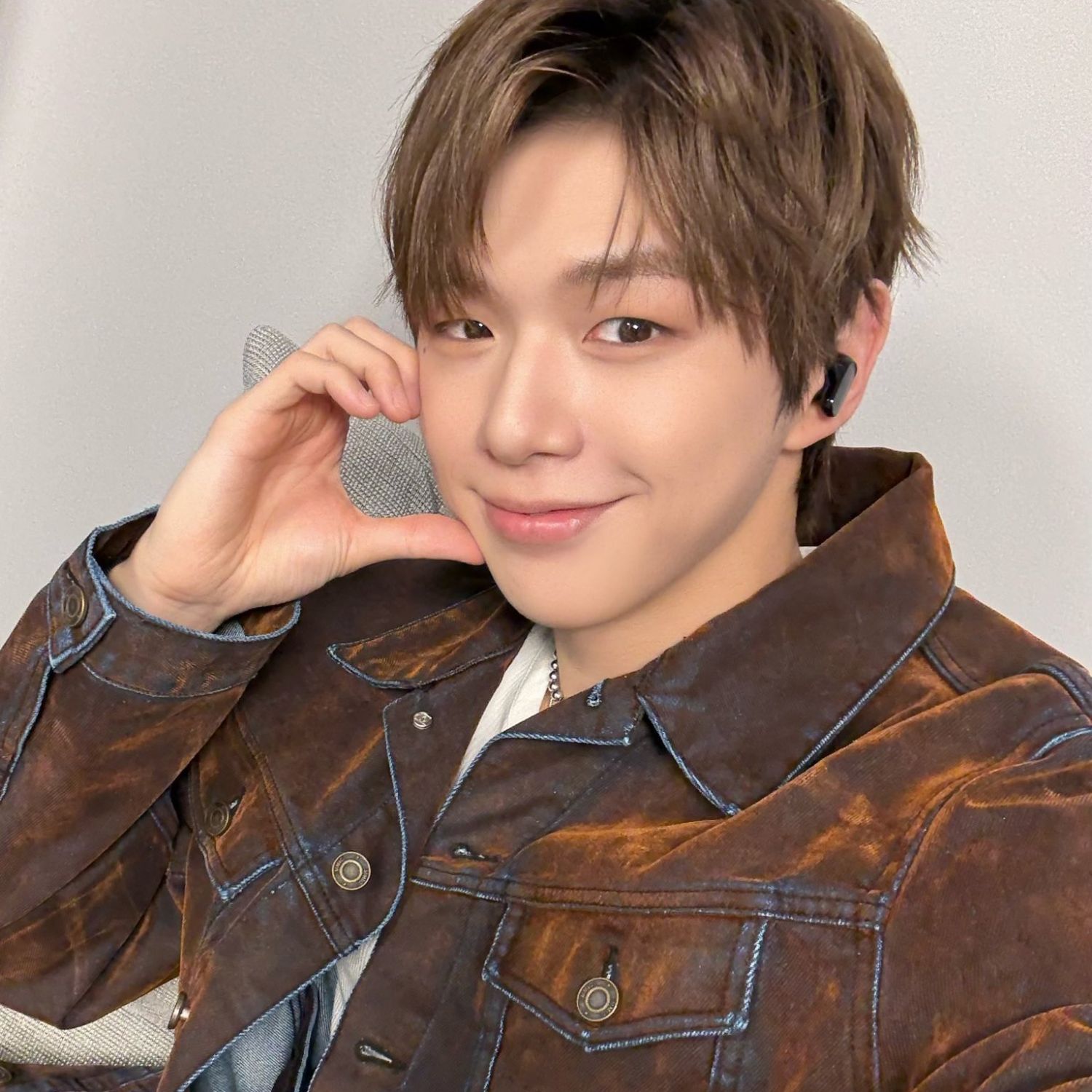 강다니엘 최근 활동샷