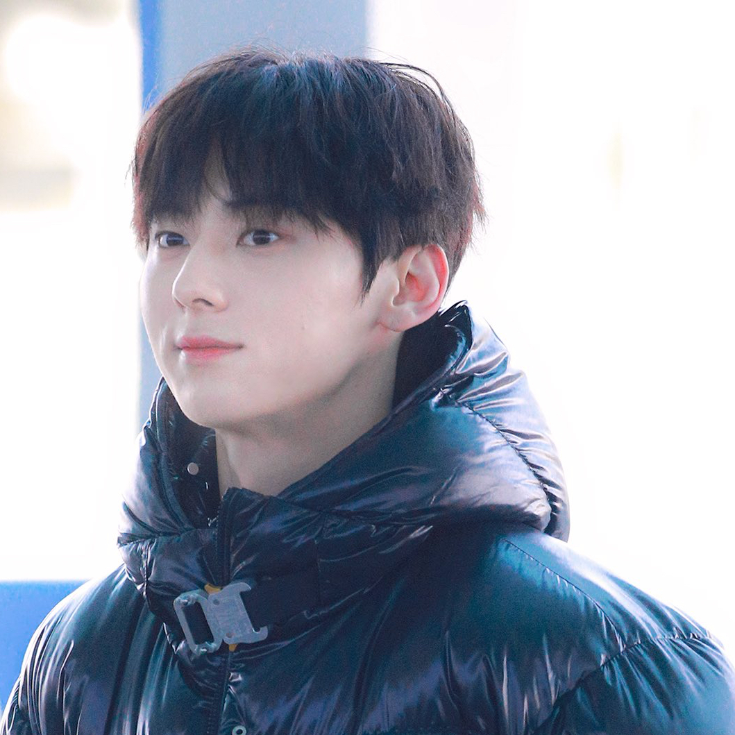 Latest photo of Hwang Minhyun