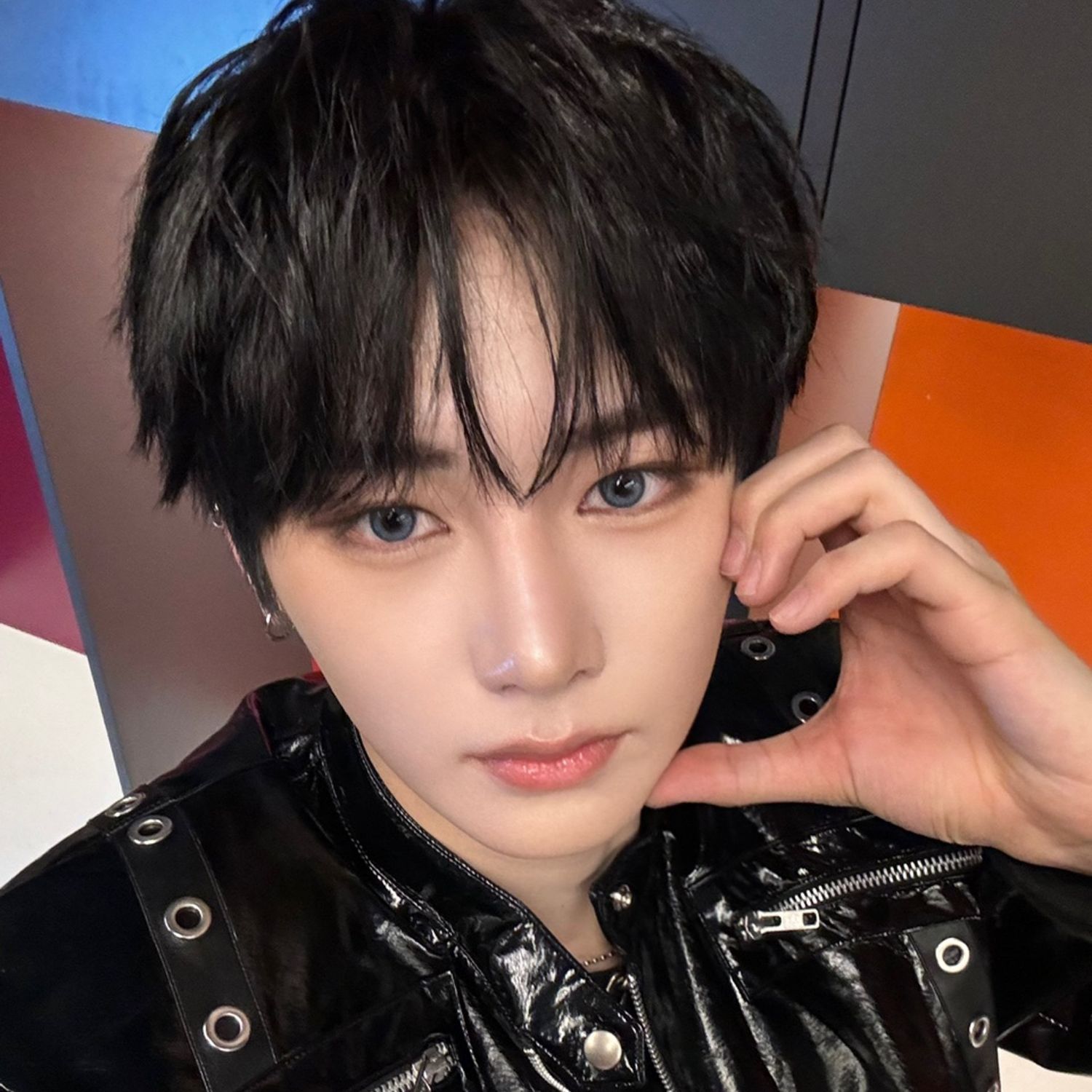 Recent activity shot of Zhou Anxin (ALPHA DRIVE ONE)