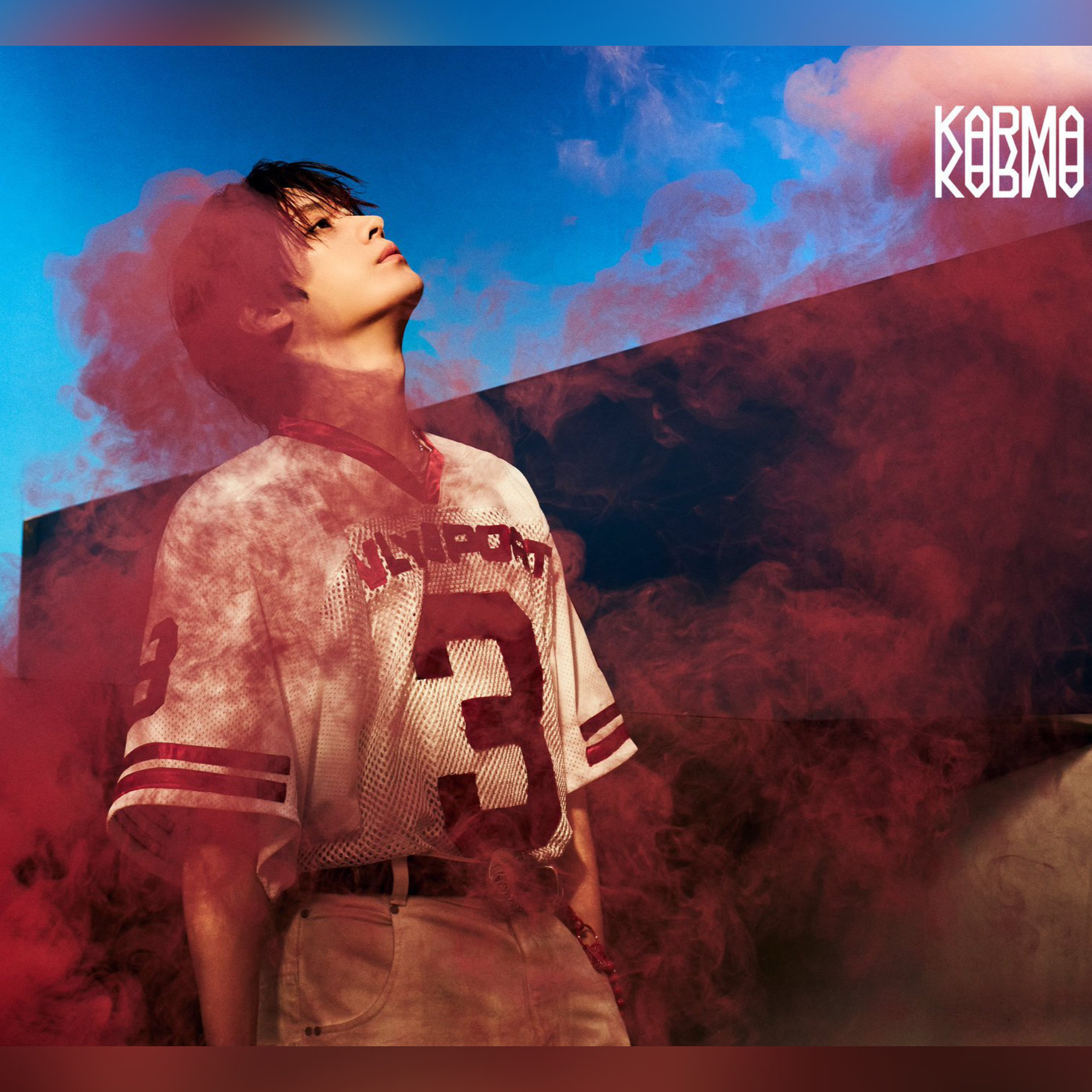 Latest photo of Lee Know (Stray Kids)